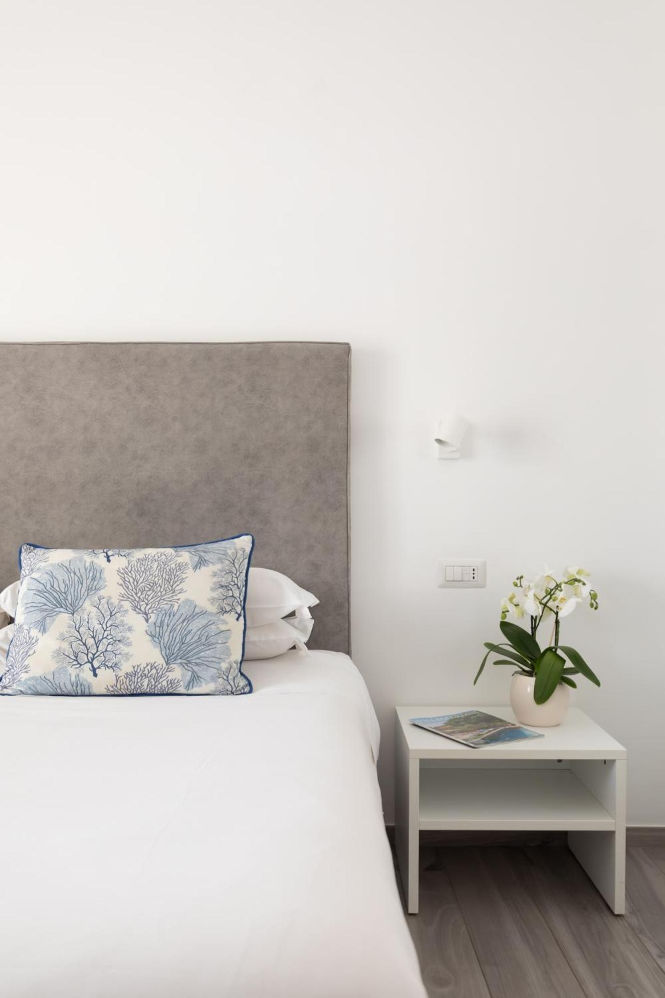 Yourhome - Maison Degli Aranci Sorrento Luaran gambar