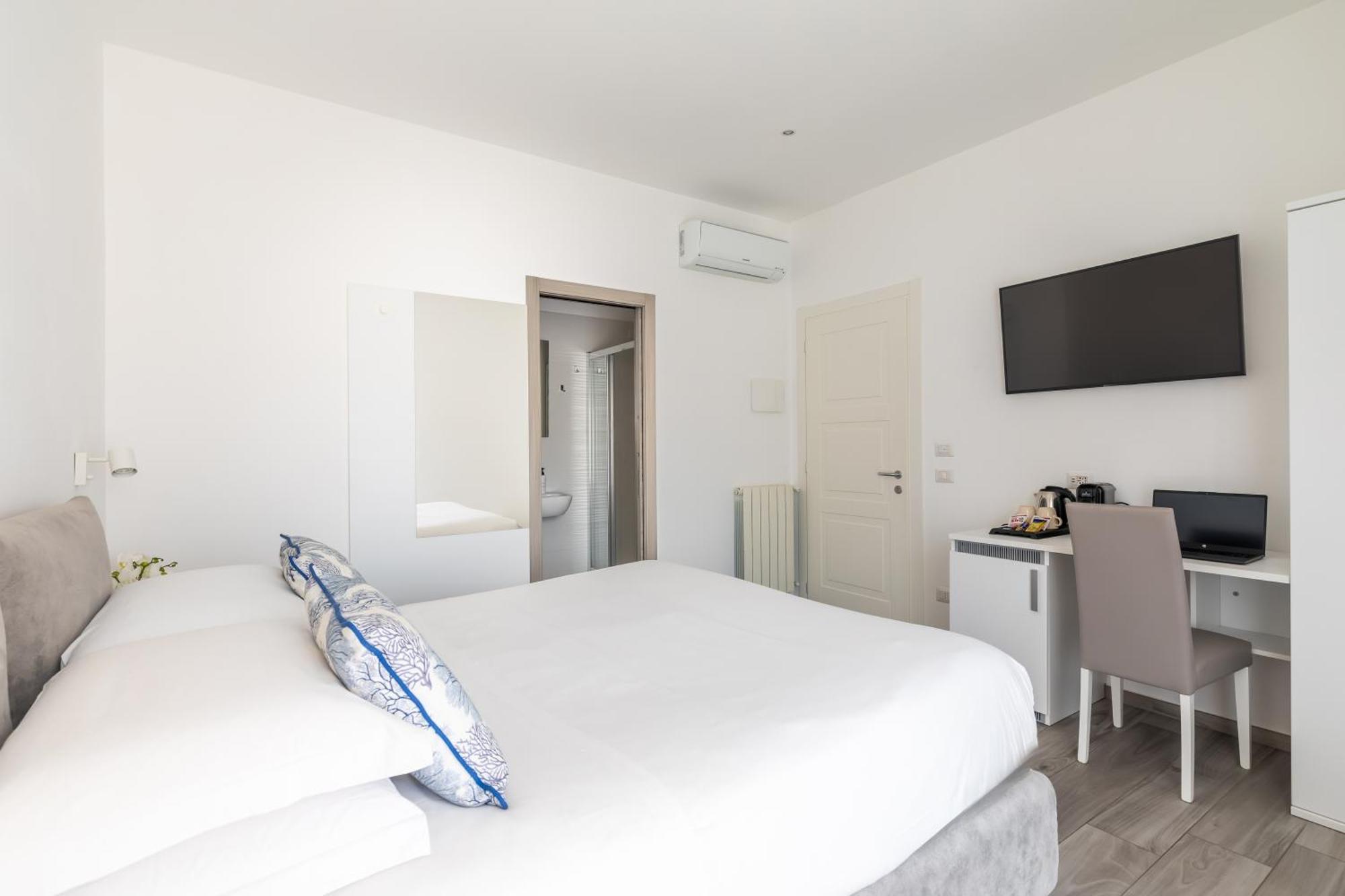 Yourhome - Maison Degli Aranci Sorrento Luaran gambar
